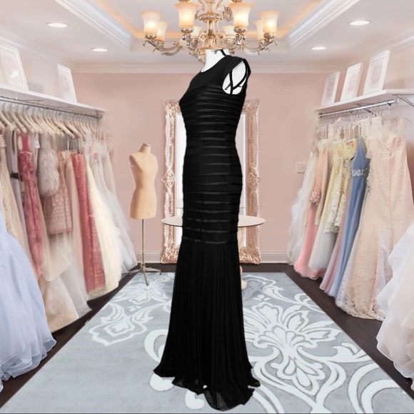 Elegant mermaid 🧜♀️ dress SMALL - Picture 5 of 10
